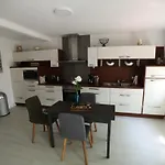 Huus An't Doerpsdiek By Interhome Casa de Férias Hamswehrum