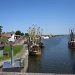 Huus An't Doerpsdiek By Interhome * Hamswehrum